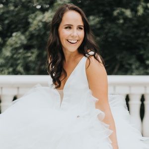 Meet your Posher, Olivia